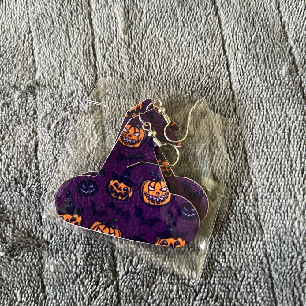 Purple Halloween Pumpkin Earrings